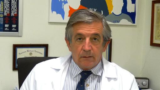 Hornedo es el jefe de Oncología Médica del Hospital Universitario QuirónSalud de Madrid